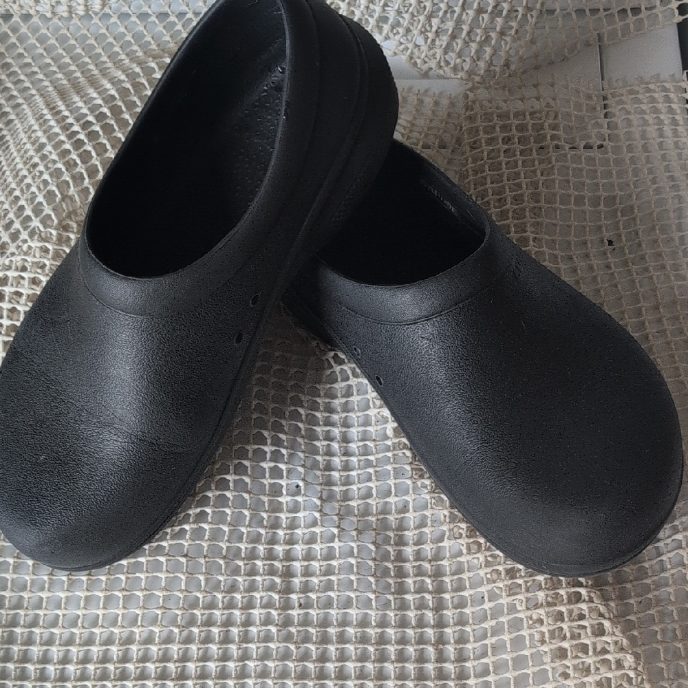 Black Slip-On Clogs